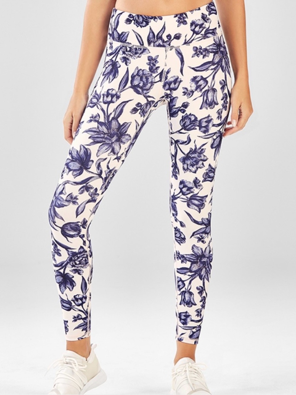 Fabletics Floral Leggings M Blue White Botanical Activewear Yoga Pants Coastal